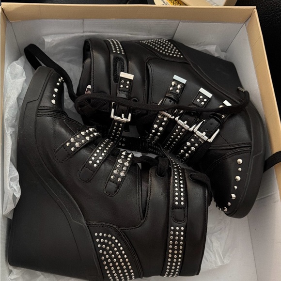 MICHAEL Michael Kors Black Grayson Wedge Studded Lace Up Boots - Picture 2 of 7